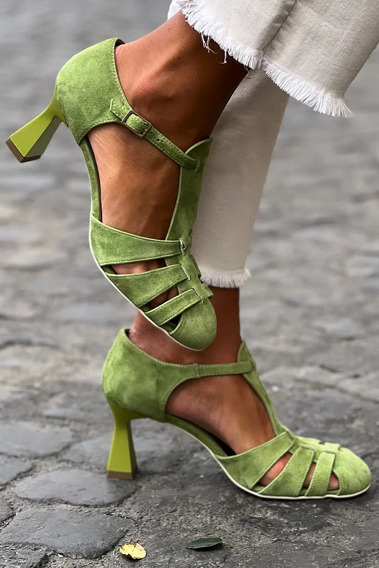 LIVIA | Sandalias de Tacón Medio con Diseño Cruzado y Estilo Elegante