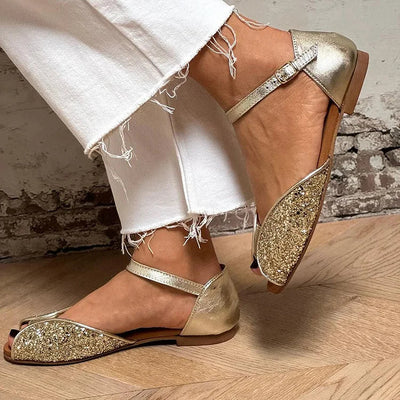 FLAVIA | Elegante Sandalia Plana con Brillo y Glitter