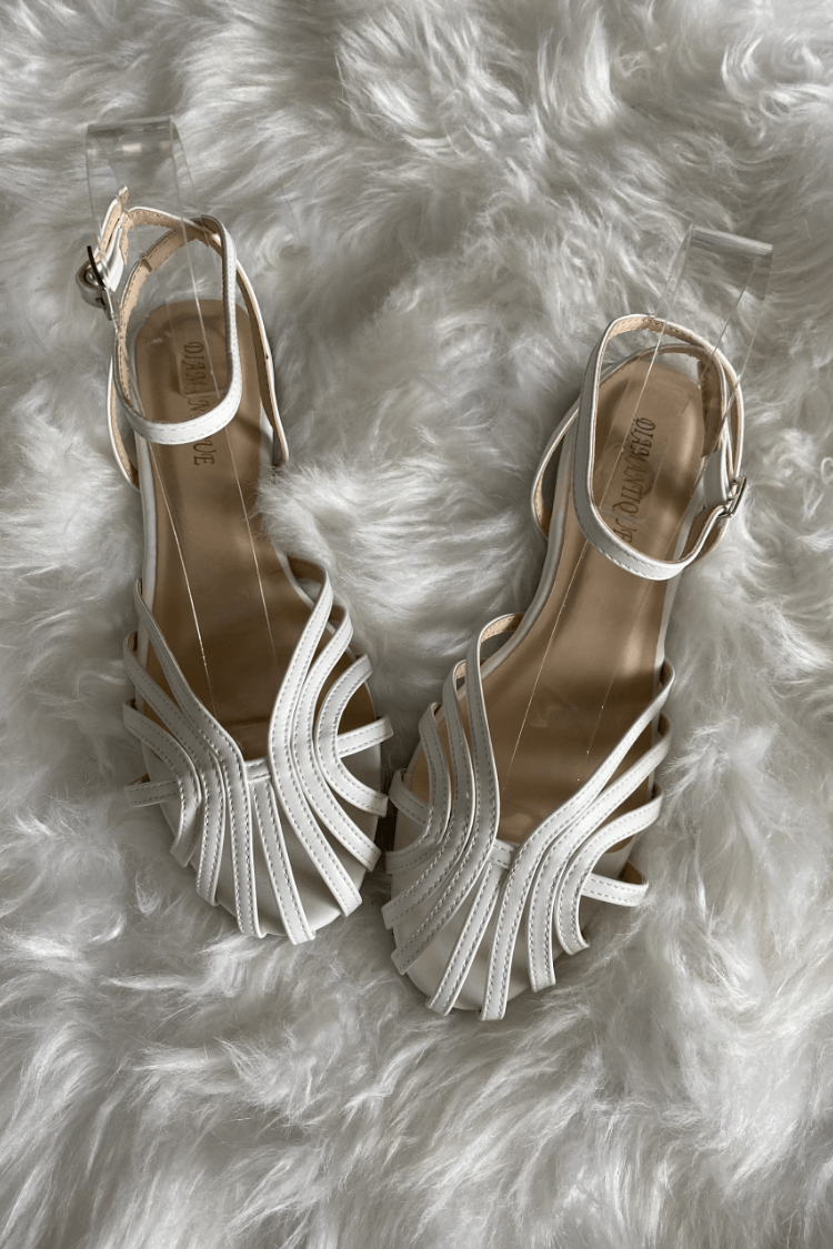 GINEVRA | Bailarina Elegante con Detalle Trenzado para un Estilo Sofisticado