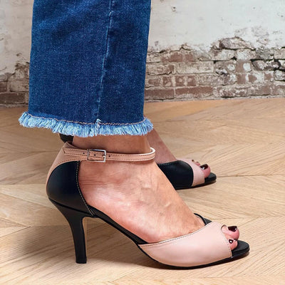 Leara™ | Elegante escote con tacón medio y cinturilla en el tobillo para un look sofisticado