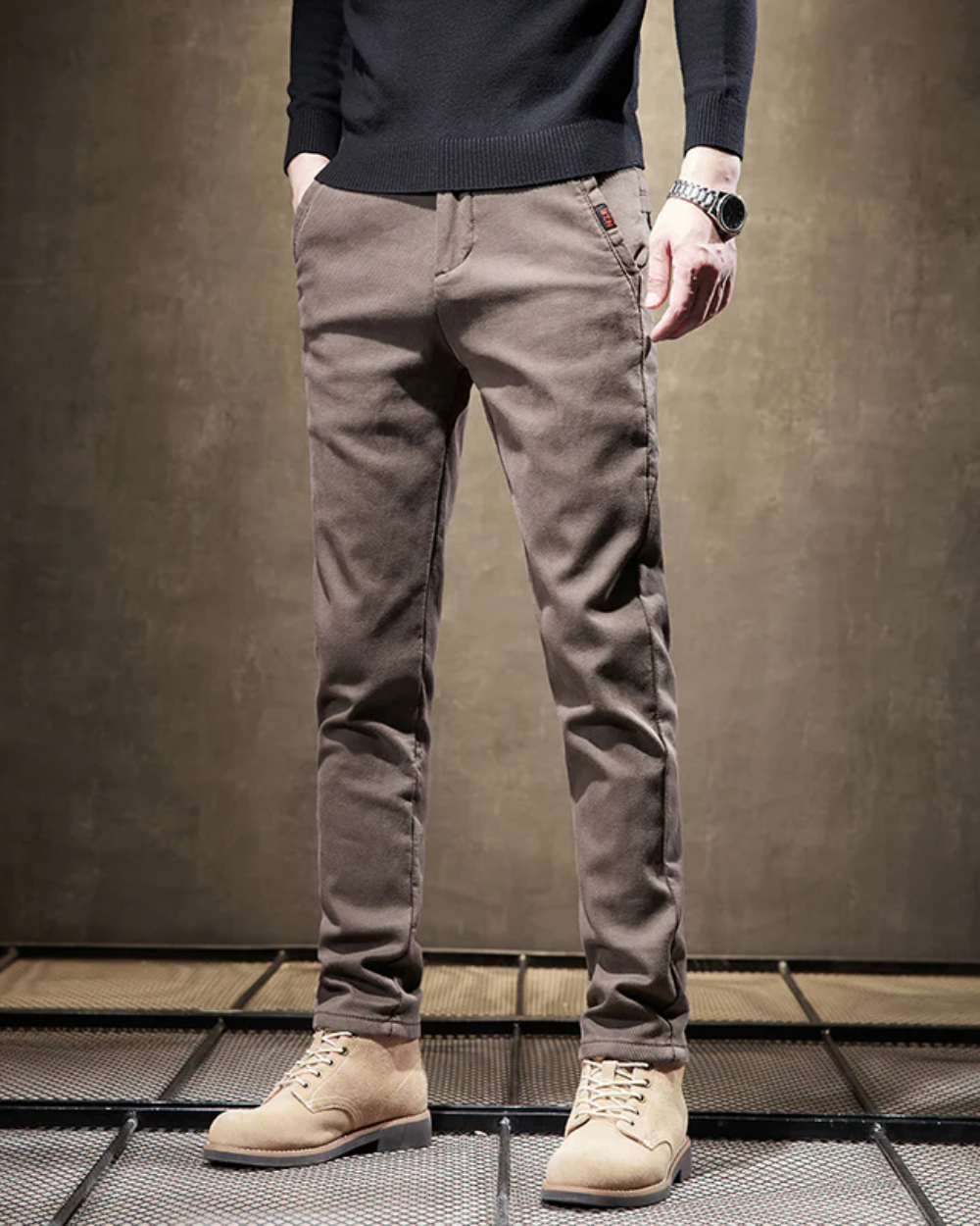 Pantalones casuales de corte ajustado