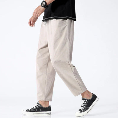 Pantalones con corte en Tokio