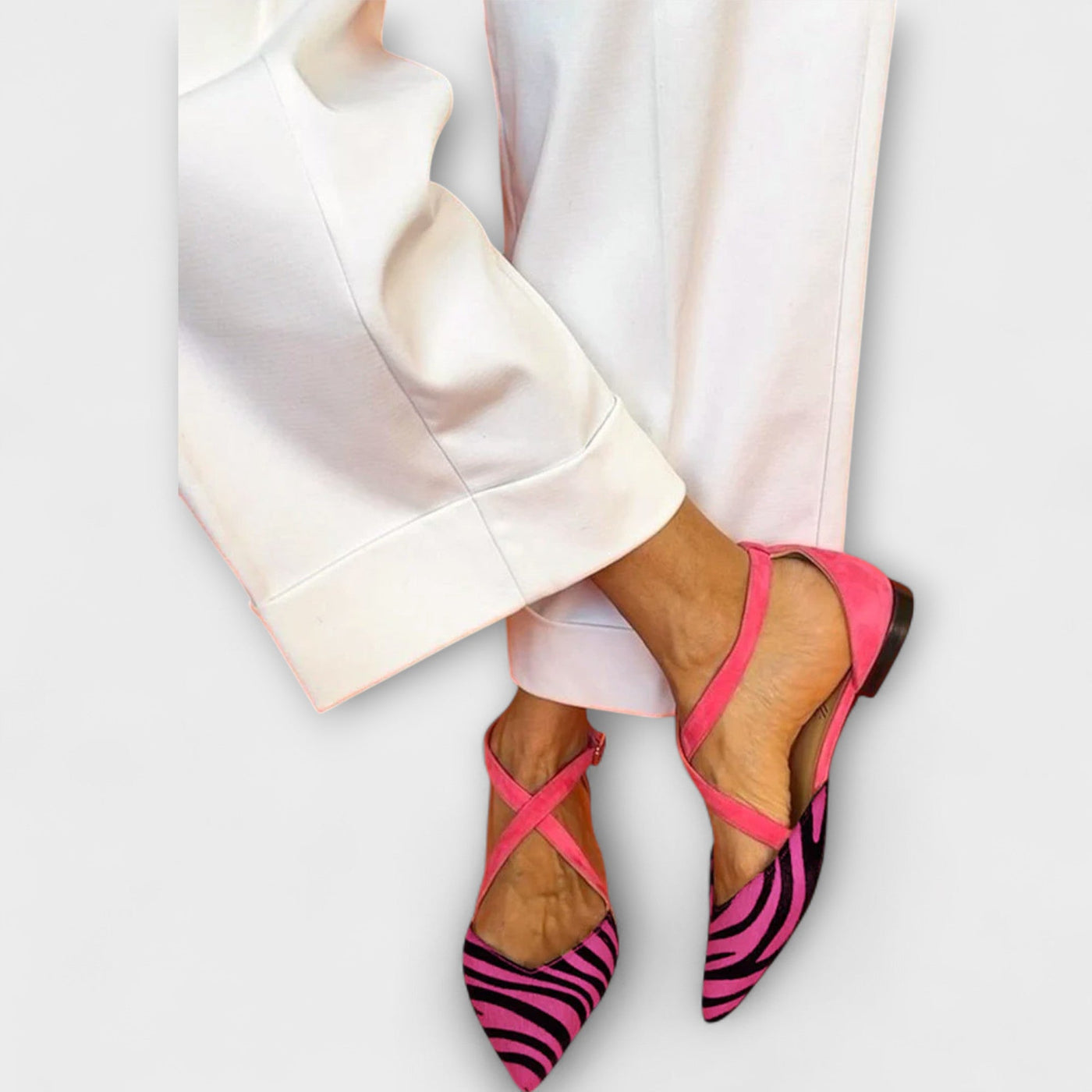 Orlanda – Sandals with Crossed Striped Straps