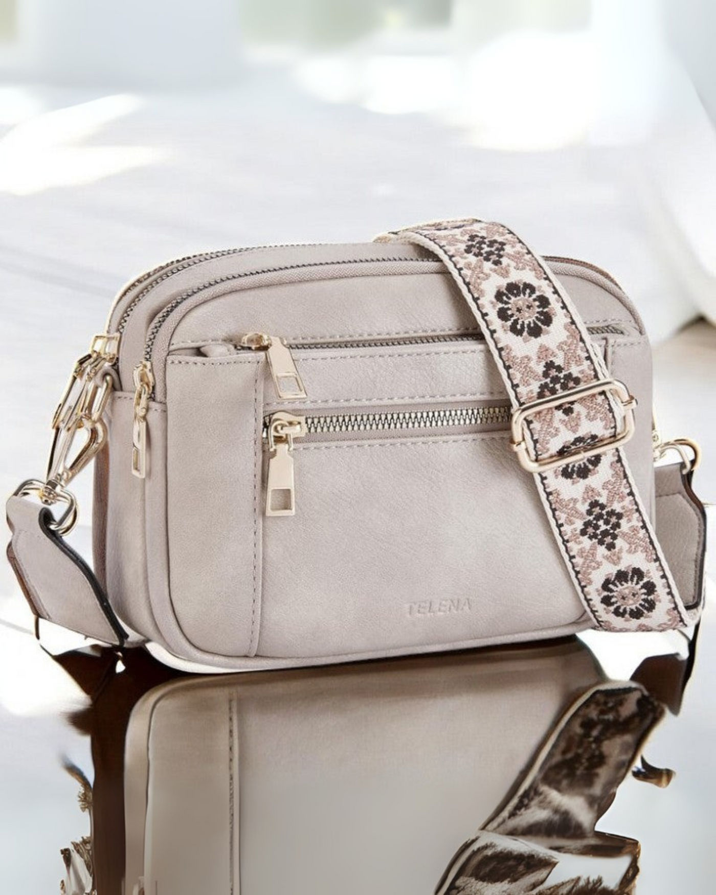 Camille | Elegante Bolso de Cuero con Bolsillos